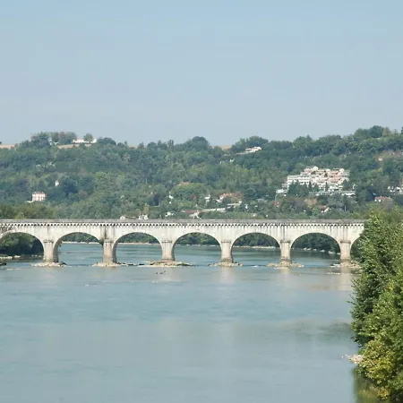 Cozy House In Lot With Pool And Terrace 別荘